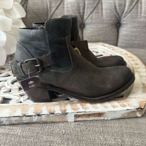 J.B Dillon Leather Ankle Boots Shoes Women’s 6 NEW - Picture 9 of 9